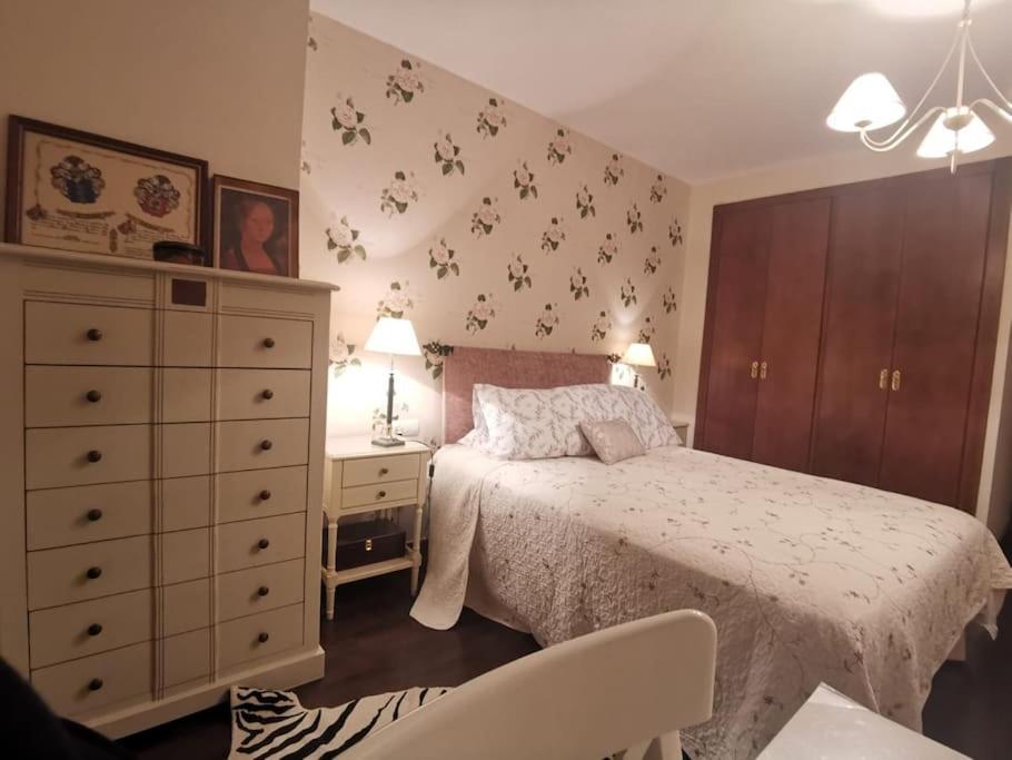 Estancia Con Jardin Entre Golf Y Monte - Cerca Logrono Sojuela エクステリア 写真