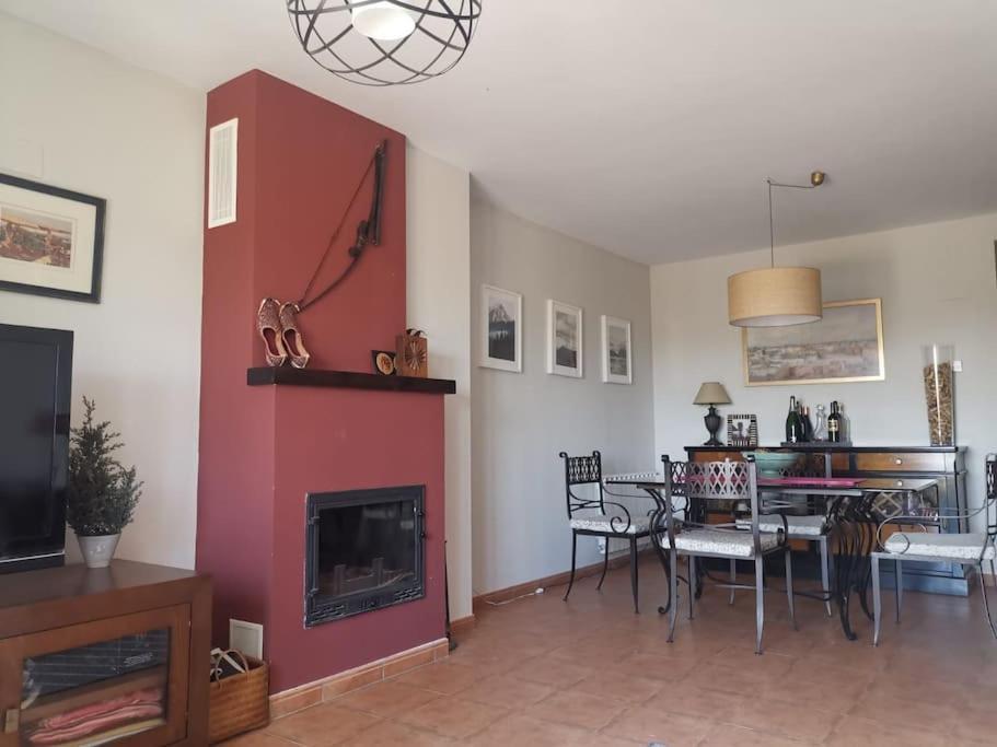 Estancia Con Jardin Entre Golf Y Monte - Cerca Logrono Sojuela エクステリア 写真