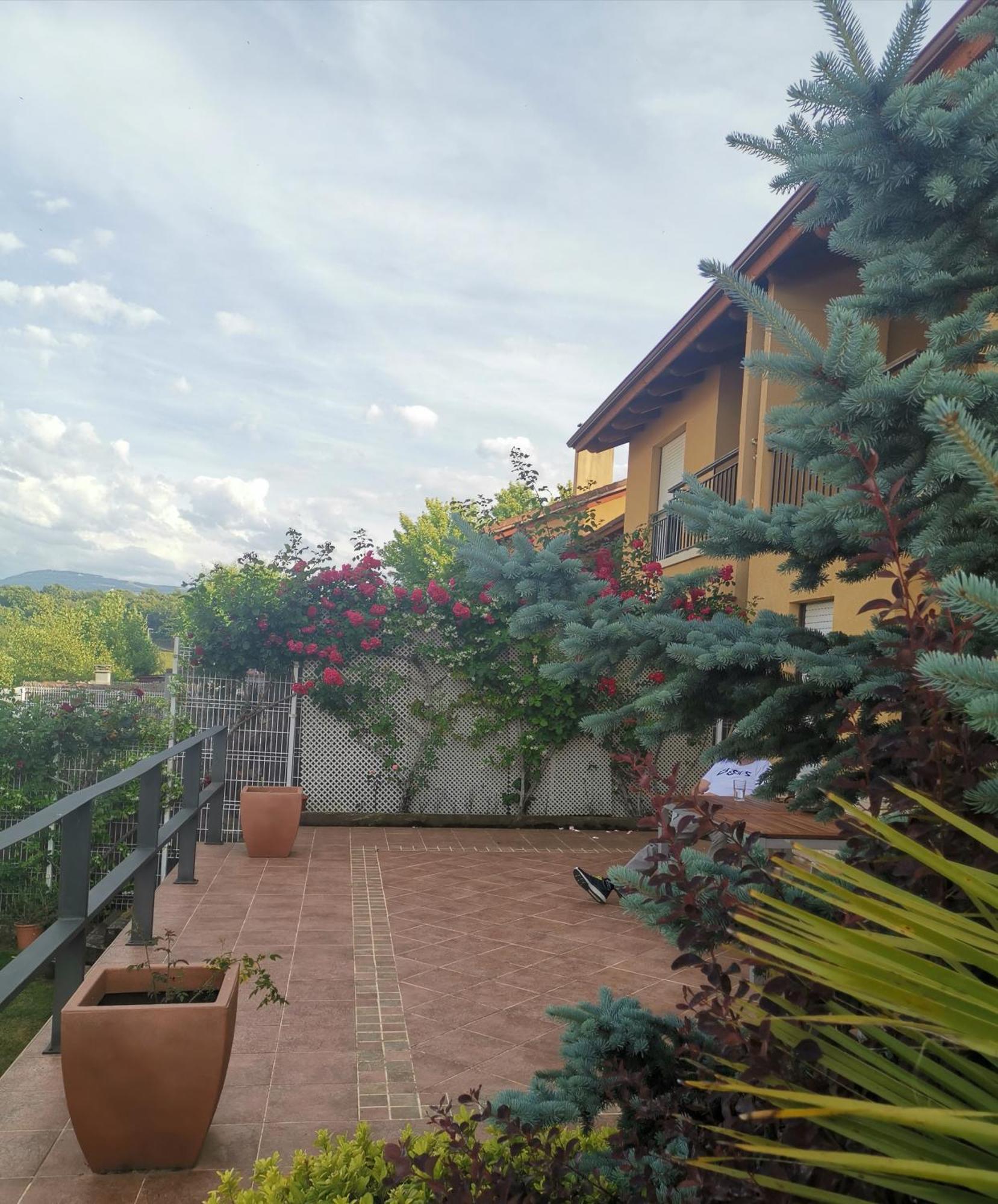 Estancia Con Jardin Entre Golf Y Monte - Cerca Logrono Sojuela エクステリア 写真